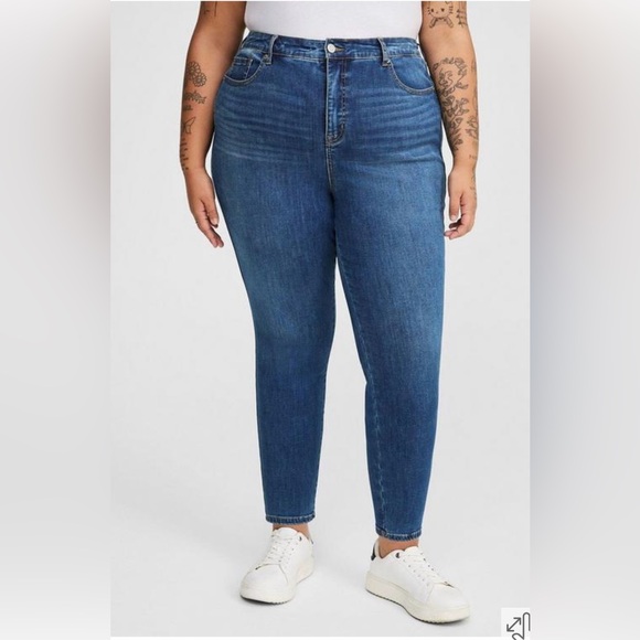 Torrid Trio Fit Skinny High-Rise Jeans, Sizes 10-14, Regular - Picture 2 of 14